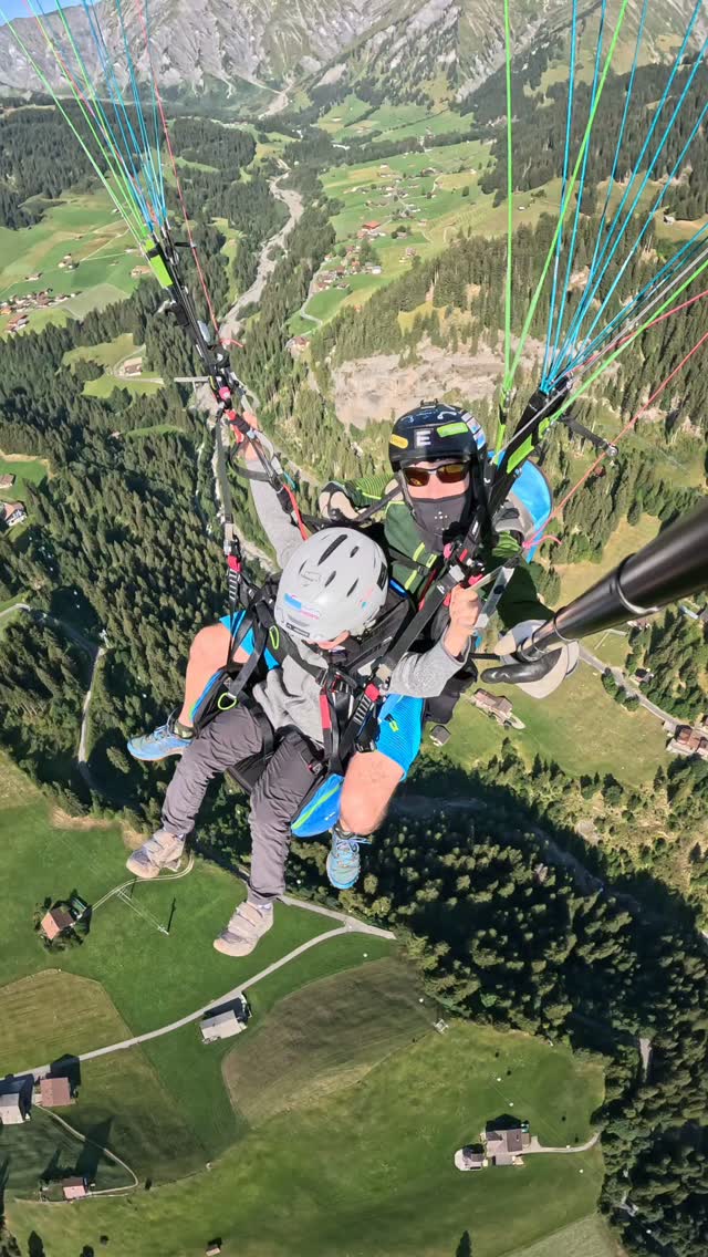 Hiking is great…
but have you tried flying? 😏🪂
#Paragliding #Kandersteg #SwissAlps #Adventure #Travel