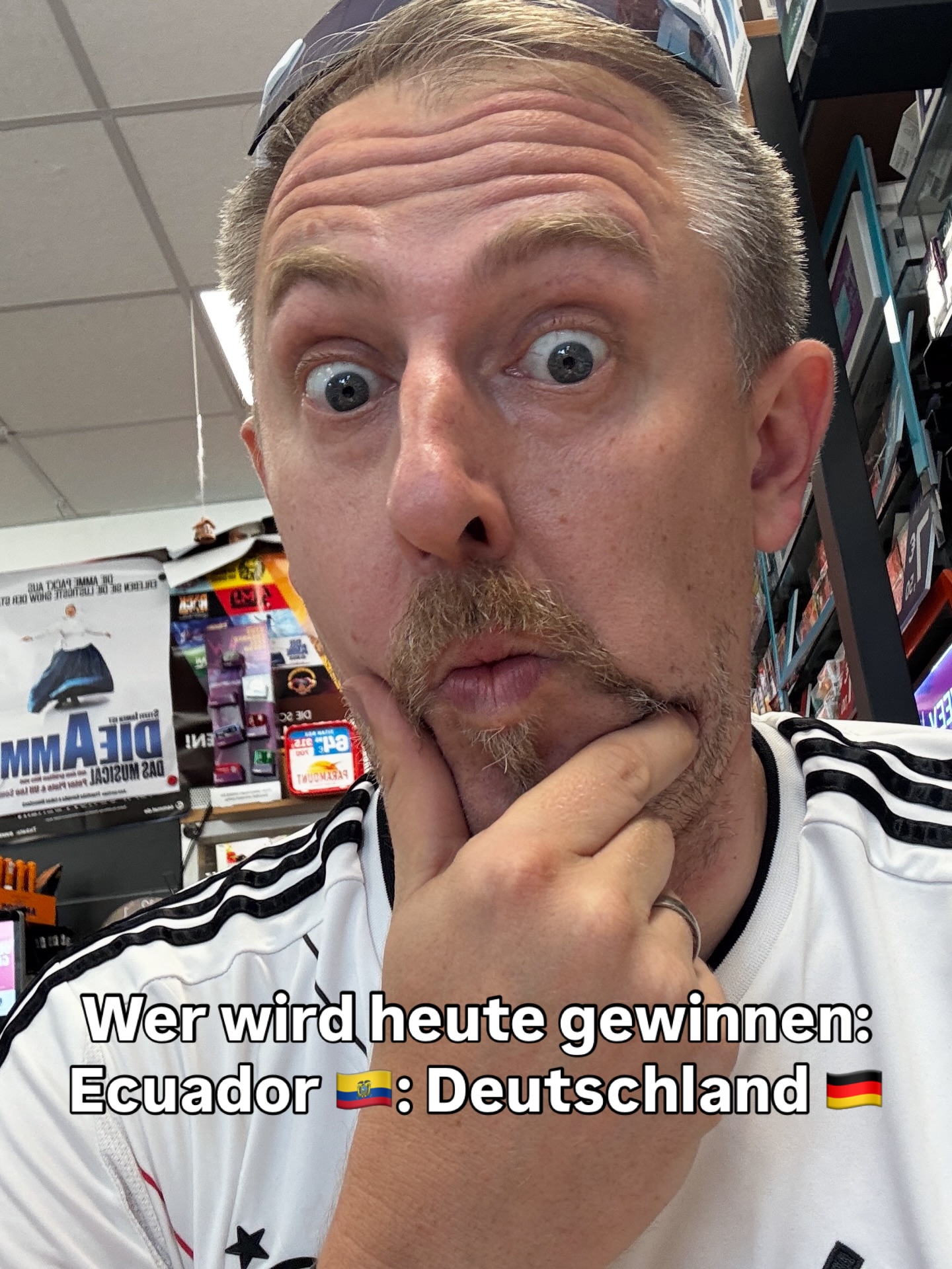 Neue Runde neues Glück!
Unter allen die vor Anpfiff heute das richtige Endergebnis Ecuador 🇪🇨: Deutschland 🇩🇪 hier tippen und einen Freund markieren der hier auch tippen sollte, verlosen wir 1 panini wm Album und 5 Sticker packs! (Bei den aktuellen Lieferengpässen ist das wie Gold 🏅)
Folgen , liken und gerne teilen nicht vergessen 🎉
Der Gewinn kann nach Auslosung und Benachrichtigung von uns im Geschäft abgeholt werden!
Bitte nur bei uns auf Instagram oder Facebook tippen!
Danke viel Glück und Spaß beim Spiel!
Neue Runde neues Glück!
Unter allen die vor Anpfiff heute das richtige Endergebnis Ecuador 🇪🇨: Deutschland 🇩🇪 hier tippen und einen Freund markieren der hier auch tippen sollte, verlosen wir 1 panini wm Album und 5 Sticker packs! (Bei den aktuellen Lieferengpässen ist das wie Gold 🏅)
Folgen , liken und gerne teilen nicht vergessen 🎉
Der Gewinn kann nach Auslosung und Benachrichtigung von uns im Geschäft abgeholt werden!
Bitte nur bei uns auf Instagram oder Facebook tippen!
Danke viel Glück und Spaß beim Spiel!
Neue Runde neues Glück!
Unter allen die vor Anpfiff heute das richtige Endergebnis Ecuador 🇪🇨: Deutschland 🇩🇪 hier tippen und einen Freund markieren der hier auch tippen sollte, verlosen wir 1 panini wm Album und 5 Sticker packs! (Bei den aktuellen Lieferengpässen ist das wie Gold 🏅)
Folgen , liken und gerne teilen nicht vergessen 🎉
Der Gewinn kann nach Auslosung und Benachrichtigung von uns im Geschäft abgeholt werden!
Bitte nur bei uns auf Instagram oder Facebook tippen!
Danke viel Glück und Spaß beim Spiel!
Neue Runde neues Glück!
Unter allen die vor Anpfiff heute das richtige Endergebnis Ecuador 🇪🇨: Deutschland 🇩🇪 hier tippen und einen Freund markieren der hier auch tippen sollte, verlosen wir 1 panini wm Album und 5 Sticker packs! (Bei den aktuellen Lieferengpässen ist das wie Gold 🏅)
Folgen , liken und gerne teilen nicht vergessen 🎉
Der Gewinn kann nach Auslosung und Benachrichtigung von uns im Geschäft abgeholt werden!
Bitte nur bei uns auf Instagram oder Facebook tippen!
Danke viel Glück und Spaß beim Spiel!